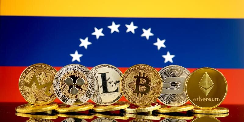 crypto debit card Venezuela