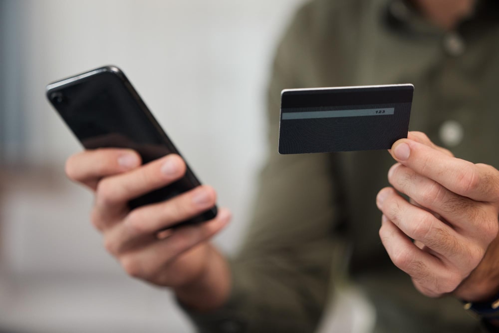 pros and cons of a crypto debit card